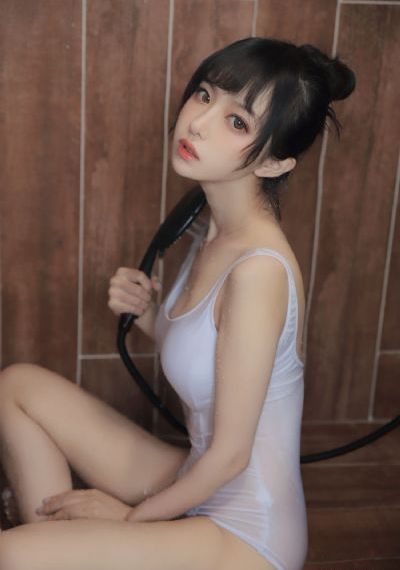 99久久人人爽亚洲精品美女_1080P在线观看高清